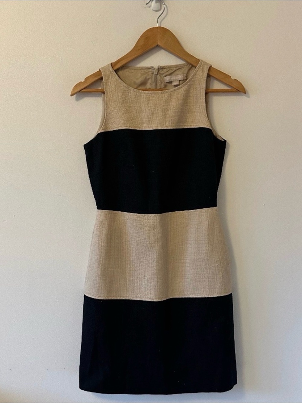 Banana Republic Textured Colorblock Sheath Dress in Tan and Black | Size 0